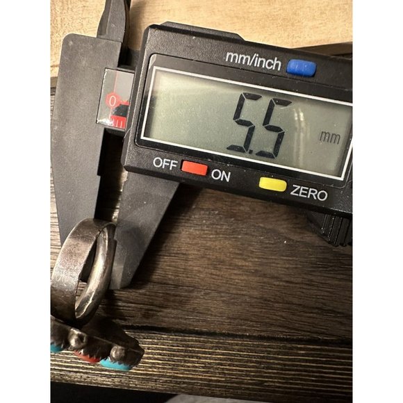 VINTAGE NATIVE AMERICAN RUNNING BEAR TURQUOISE & CORAL SIGNED RING SZ 9 - Picture 6 of 7